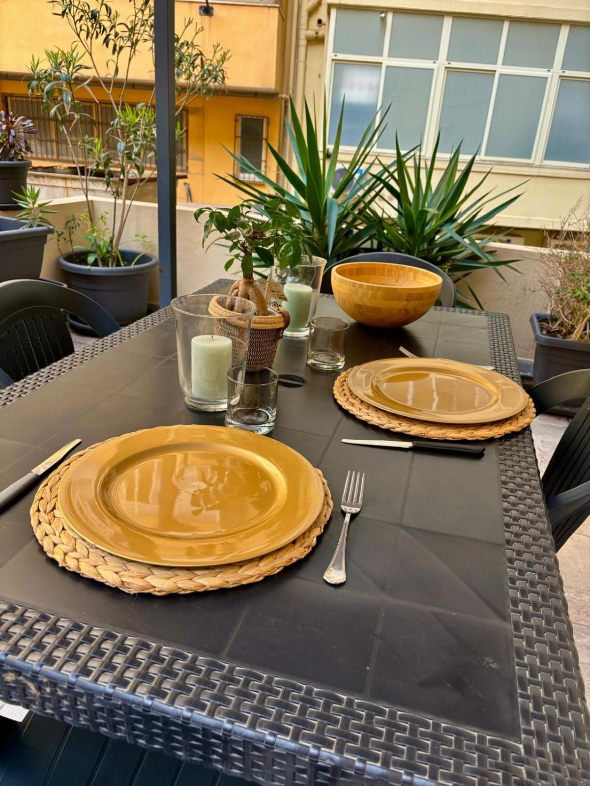 Casa Vacanze Manzoni 29 กาญารี ภายนอก รูปภาพ
