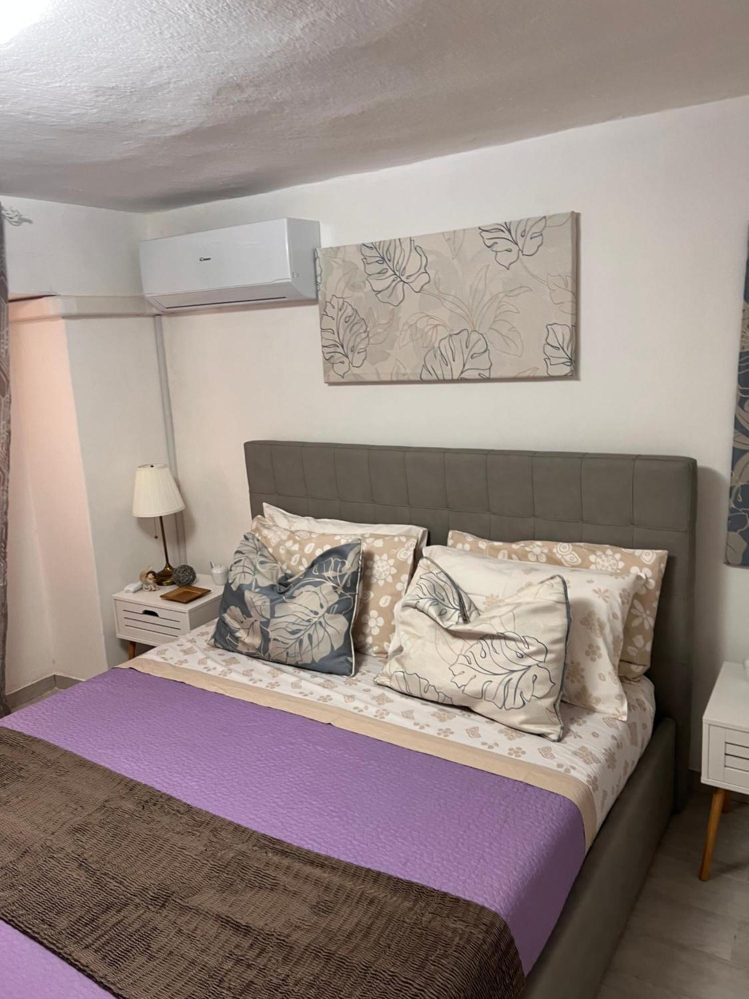 Casa Vacanze Manzoni 29 กาญารี ภายนอก รูปภาพ